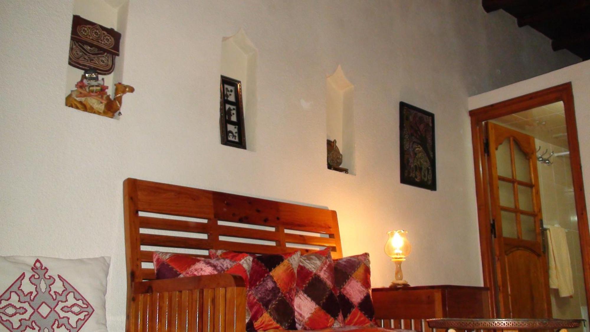Riad Arambys As-Sawíra Pokoj fotografie