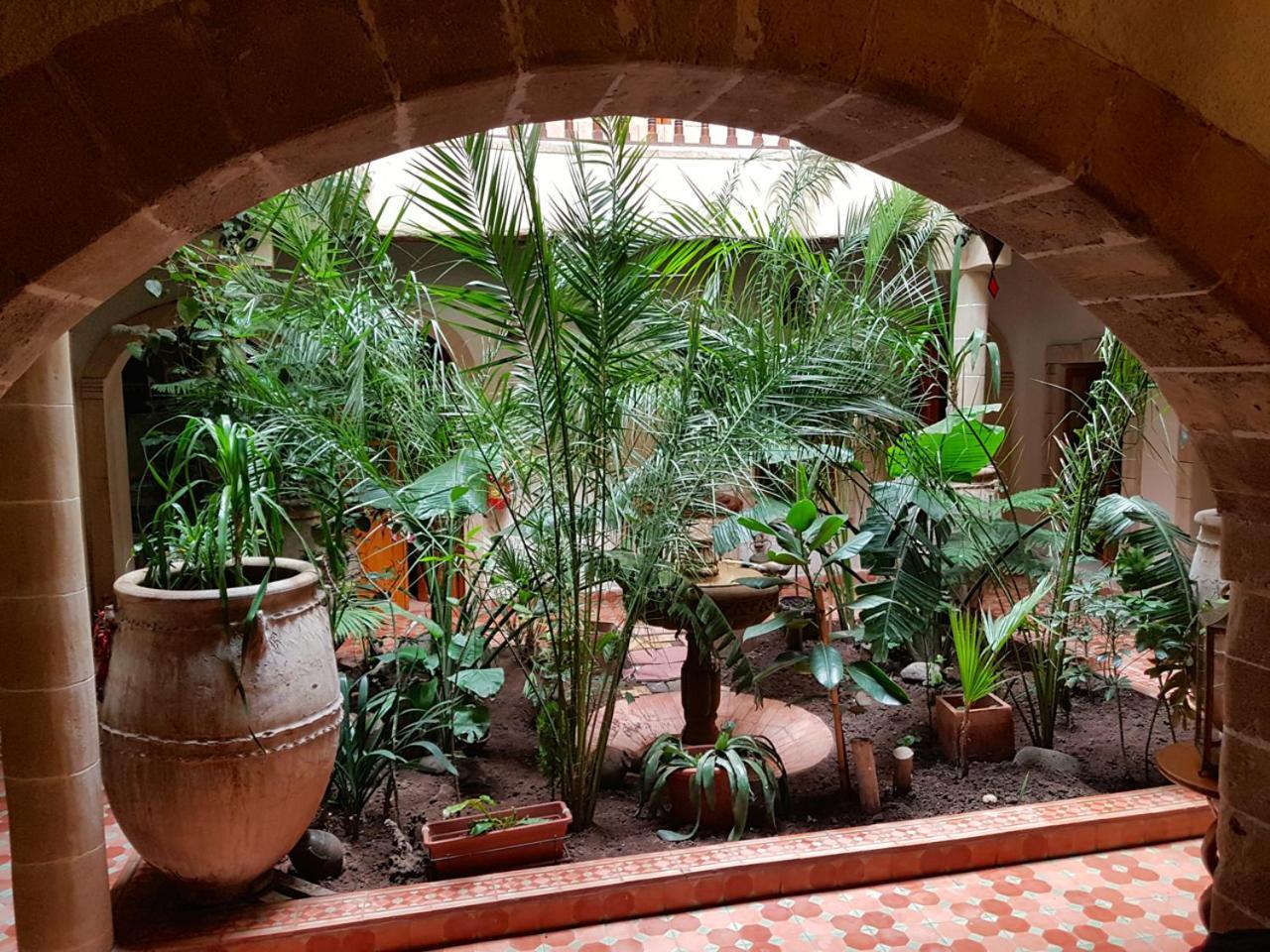 Riad Arambys As-Sawíra Exteriér fotografie